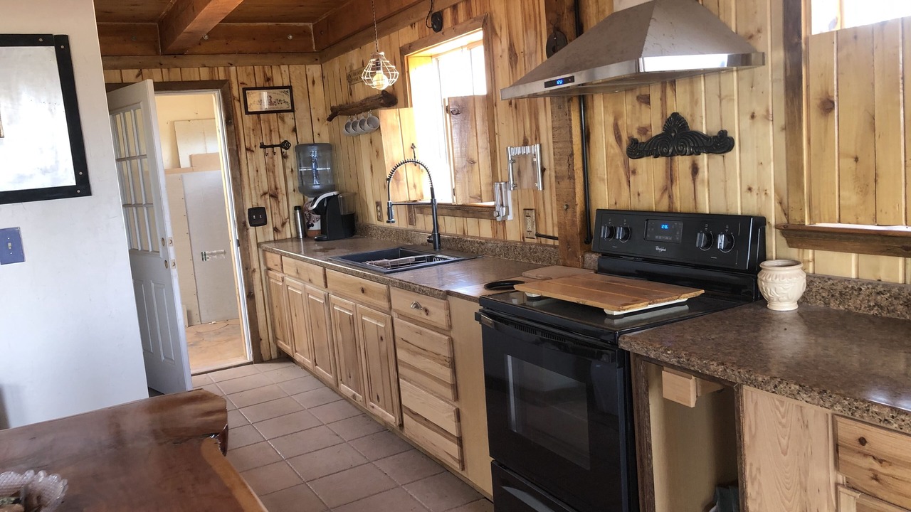 Photo of Kitchen in Snowflake