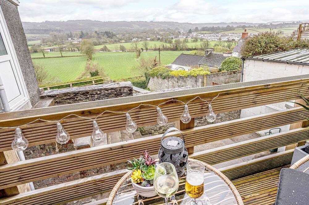 Photo of Patio Balcony in Pentrefelin