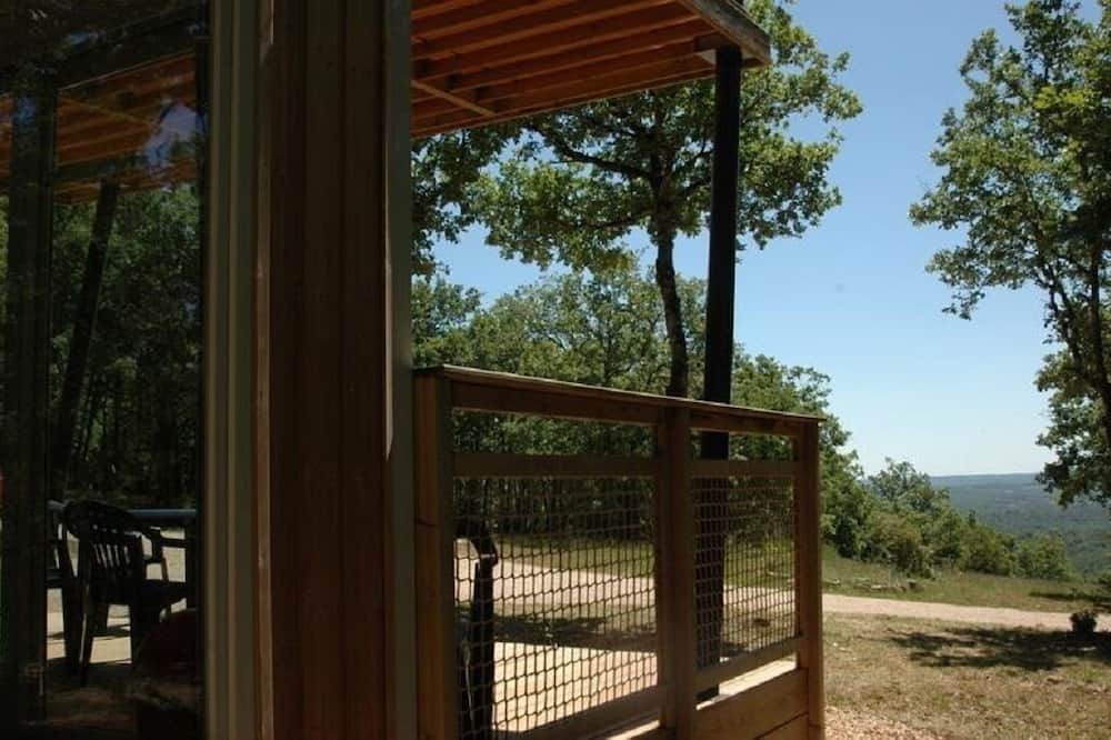 Photo of Patio Balcony in Saint-Cirq-Lapopie