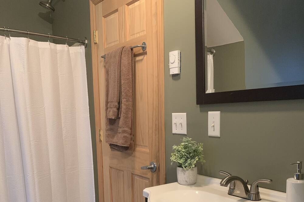 Photo of Bathroom in Mount Marion