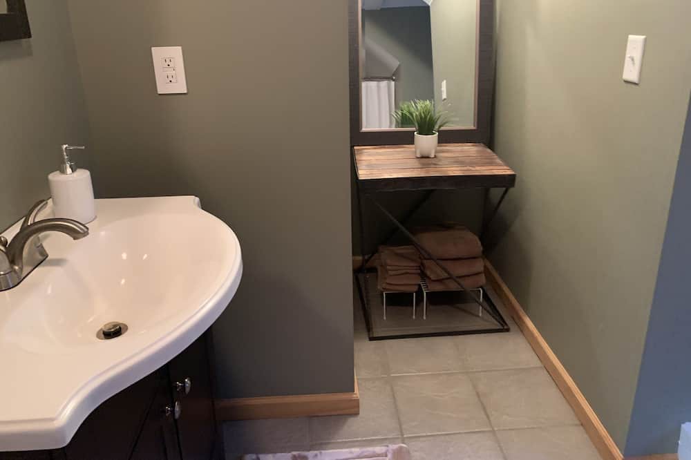 Photo of Bathroom in Mount Marion