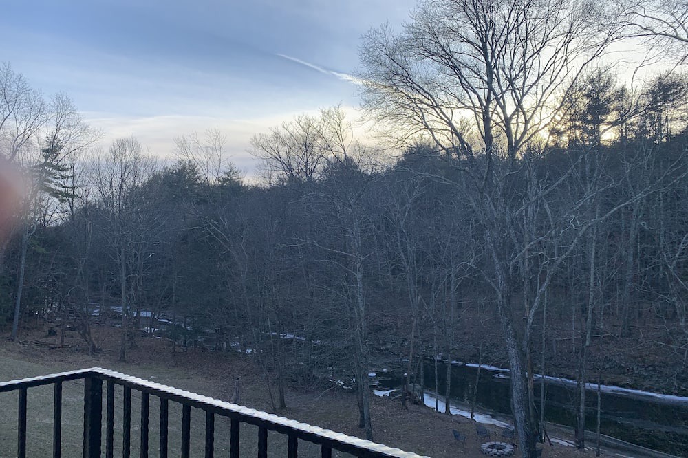 Photo of Patio Balcony in Mount Marion