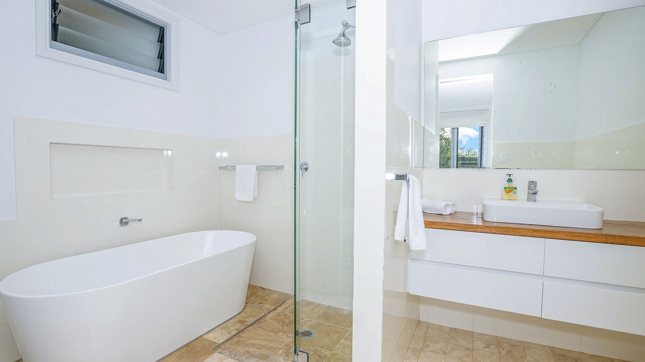 Photo of Others in Avalon Beach