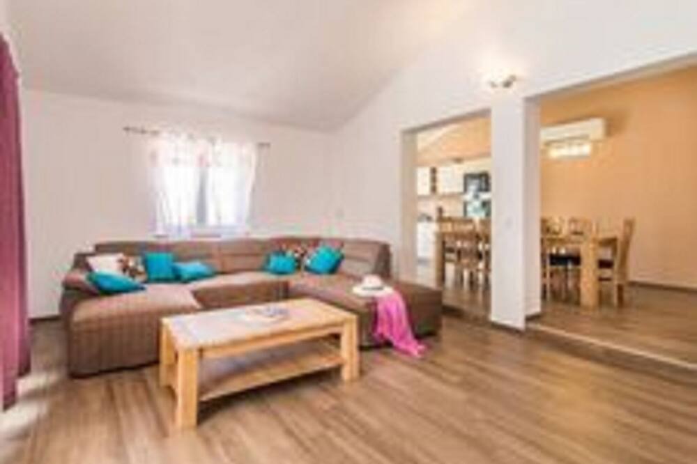 Photo of Livingroom in Liznjan
