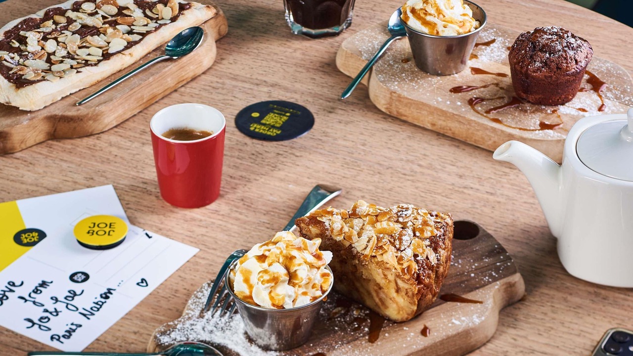 Photo of Others in Charonne