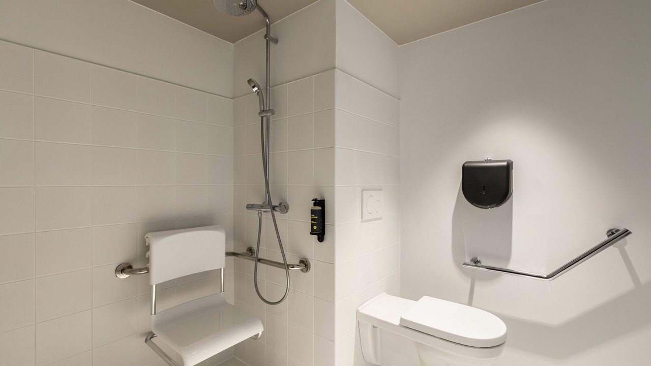 Photo of Bathroom in Charonne