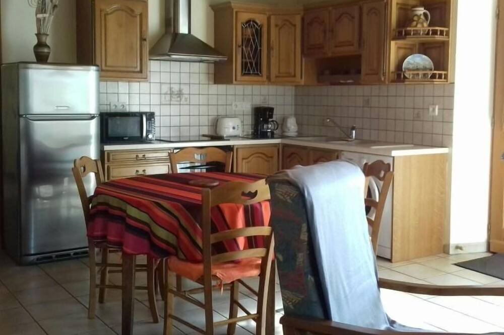Photo of Kitchen in Lanuejouls