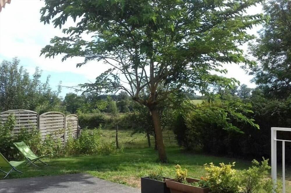 Photo of Outdoor in Lanuejouls