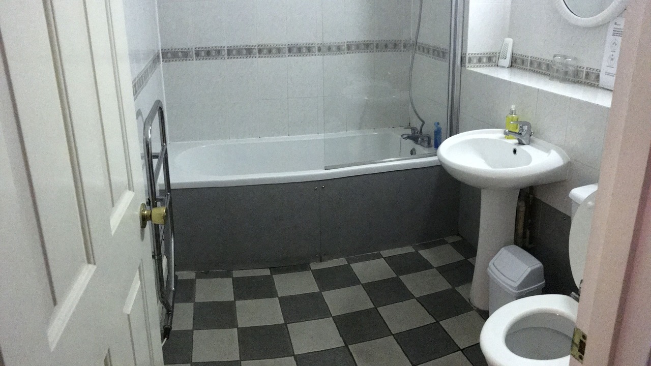 Photo of Bathroom in Foxley