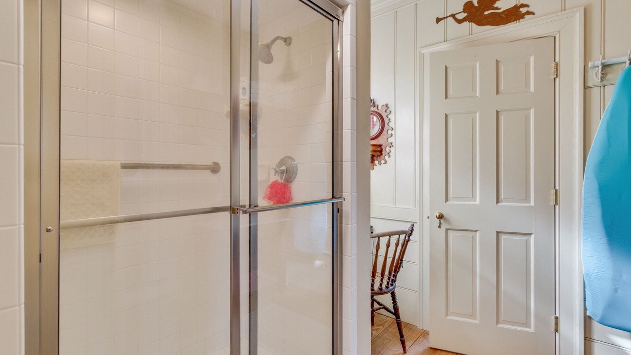 Photo of Others in Hayes