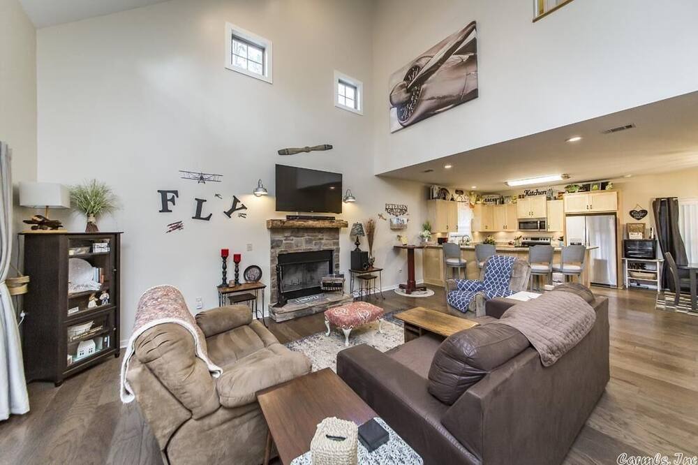 Photo of Livingroom in Heber Springs