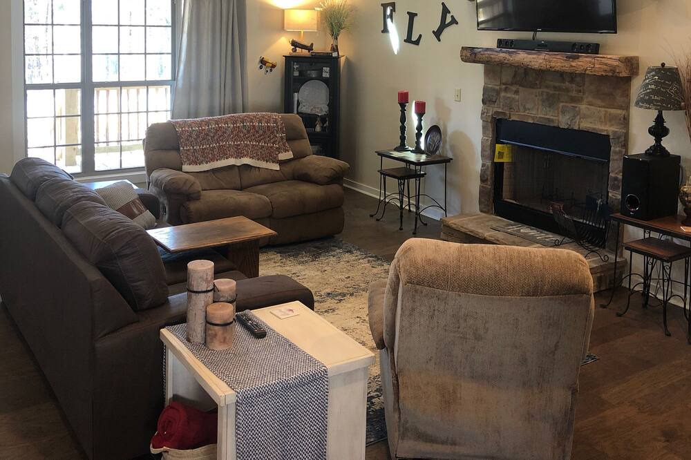 Photo of Livingroom in Heber Springs