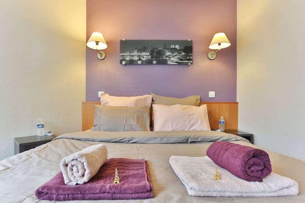 Photo of Bedroom in Issy-les-Moulineaux