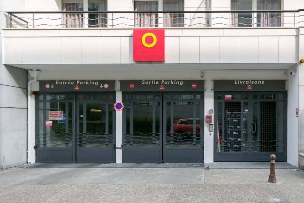 Photo of Outdoor in Issy-les-Moulineaux