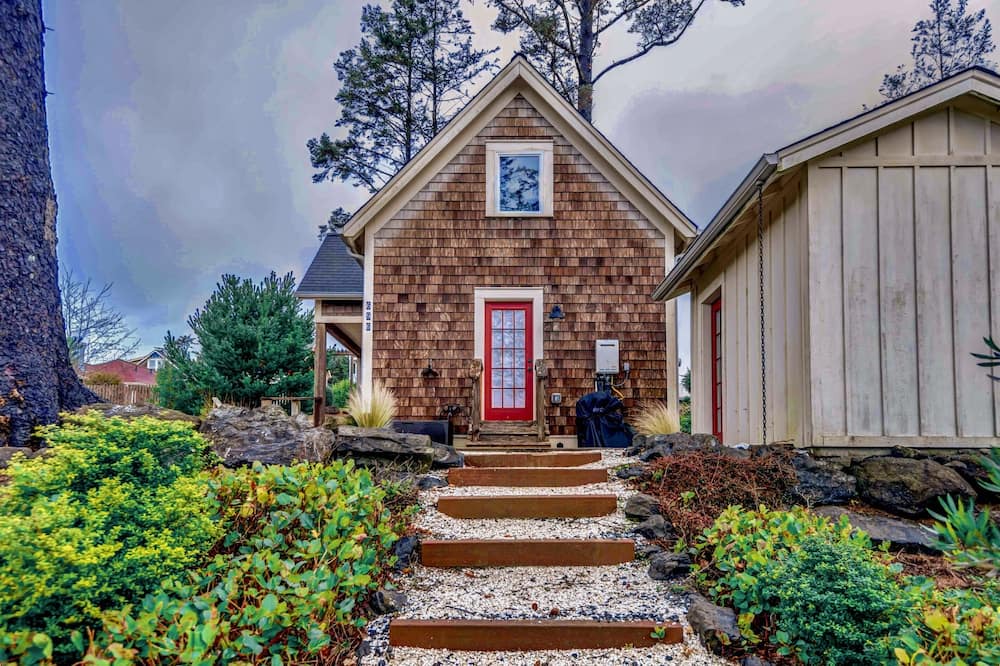 Photo of Outdoor in Nelscott