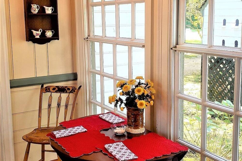 Photo of Bedroom in Hayes