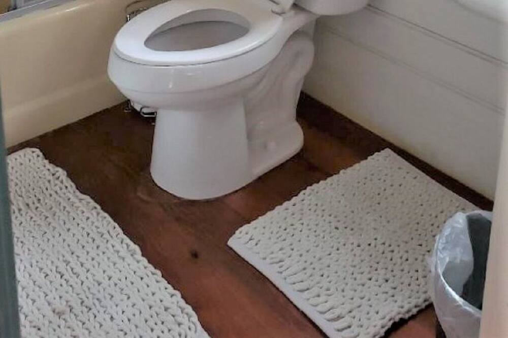 Photo of Bathroom in Hayes