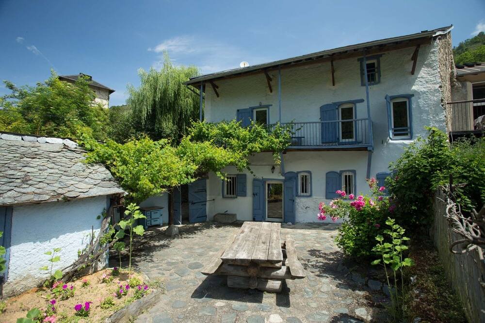 Photo of Others in Miglos