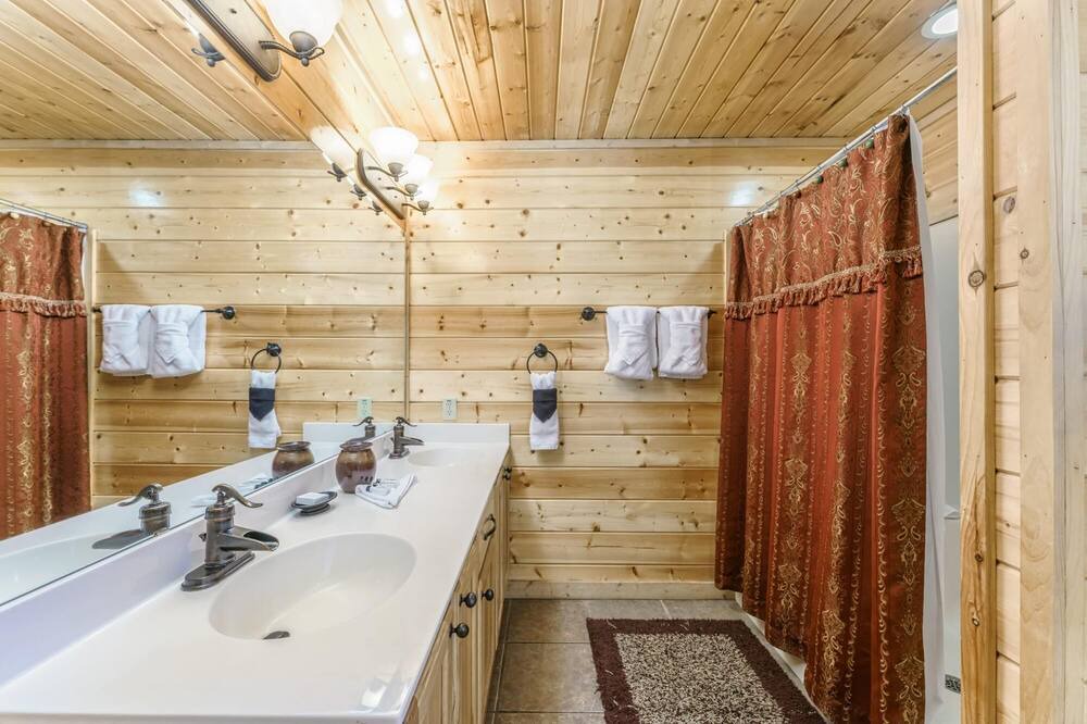 Photo of Bathroom in Townsend