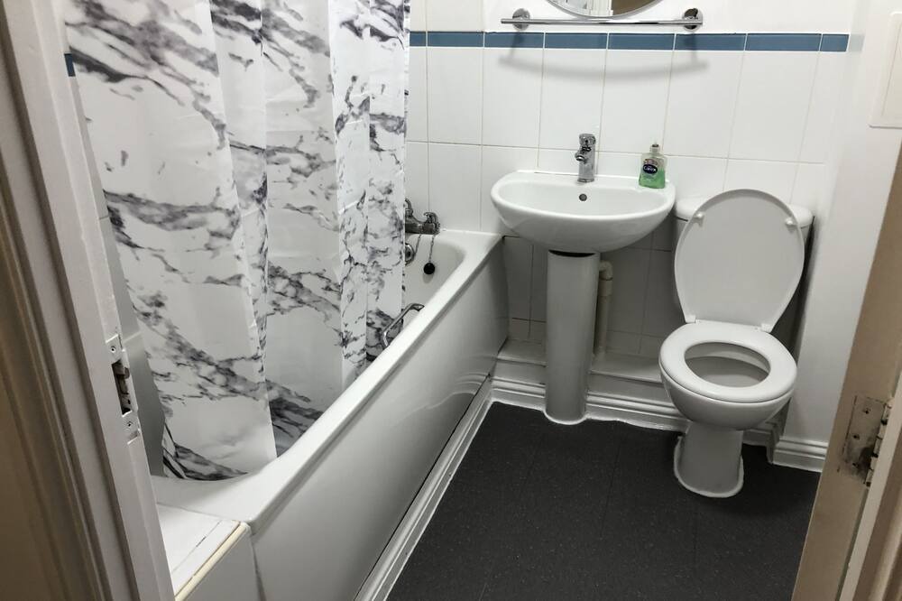 Photo of Bathroom in Basildon