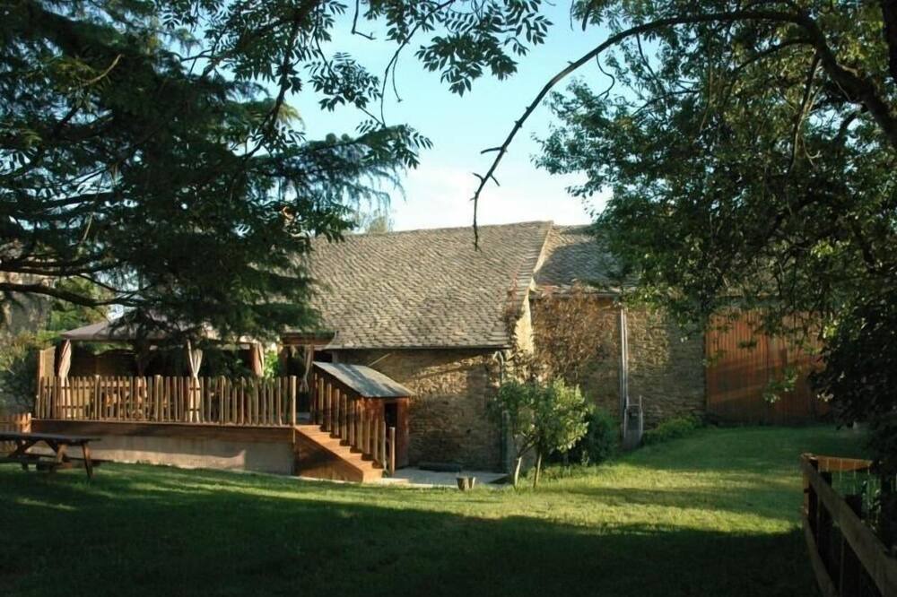 Photo of Outdoor in Manhac