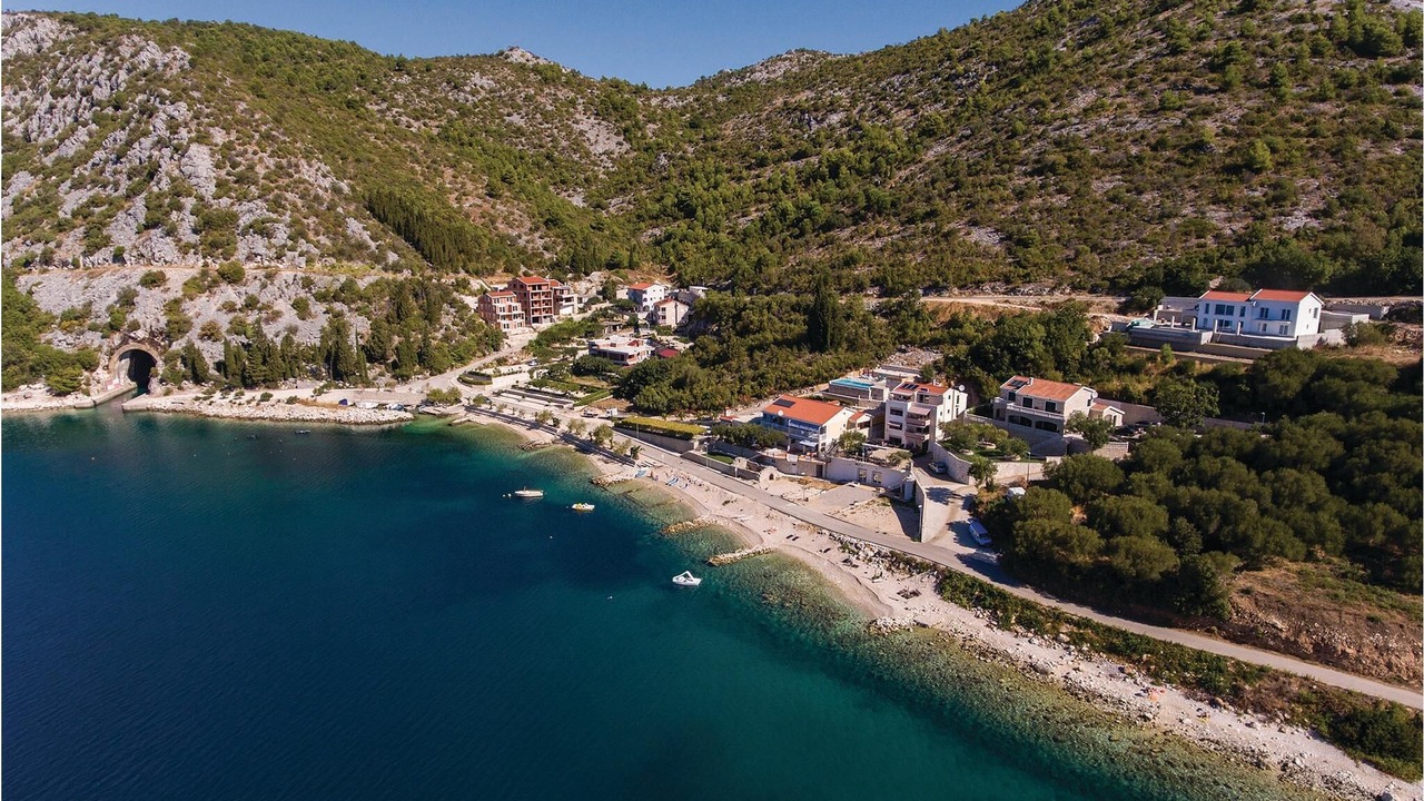 Photo of Outdoor in Kremena