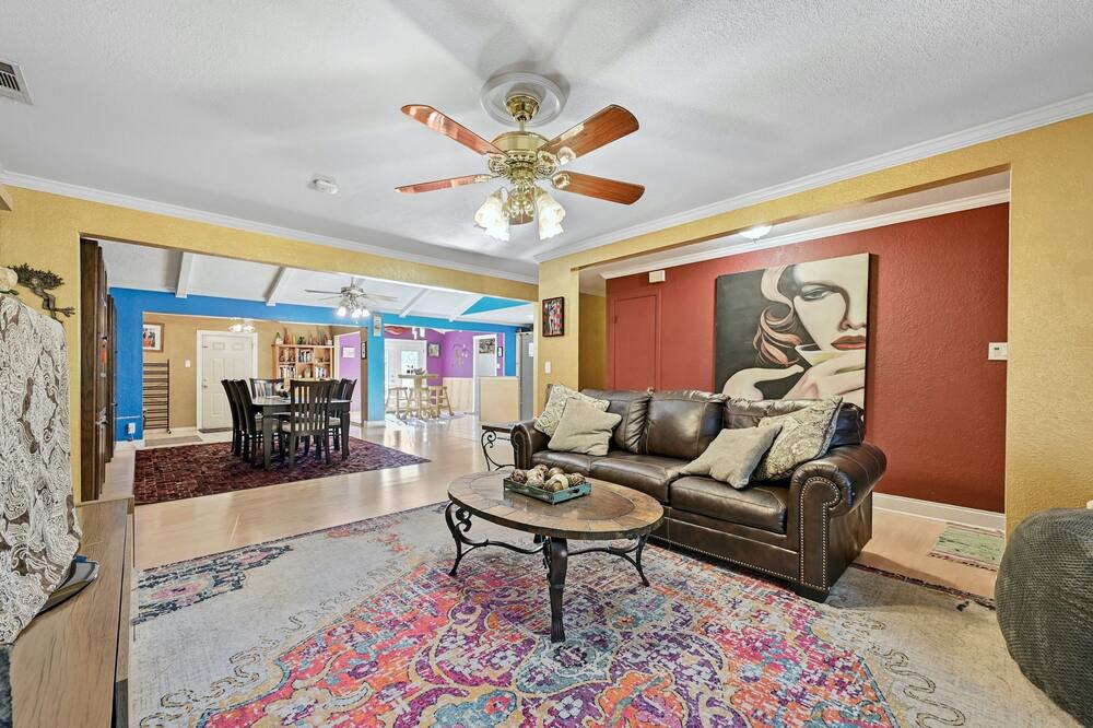 Photo of Livingroom in Manchaca