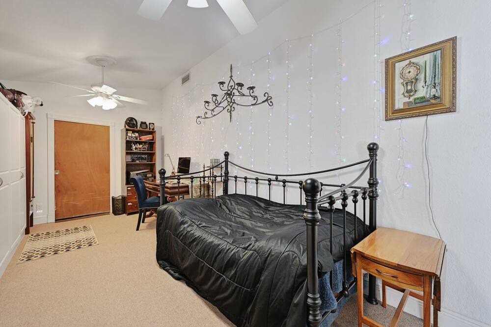Photo of Bedroom in Manchaca