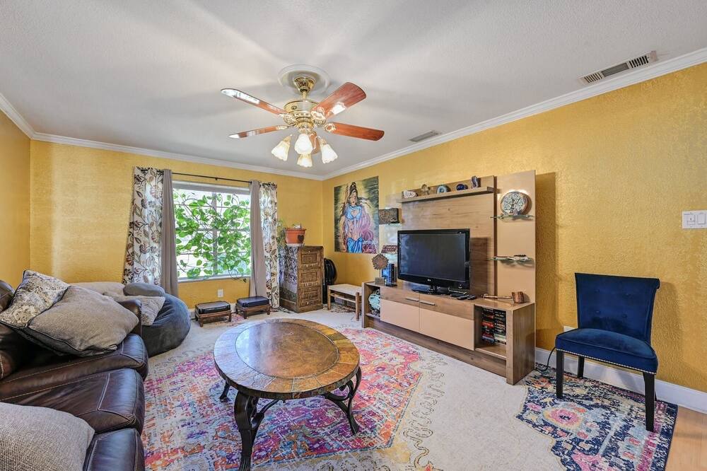 Photo of Livingroom in Manchaca