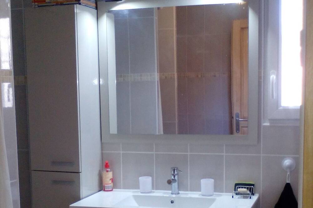 Photo of Bathroom in Montrejeau