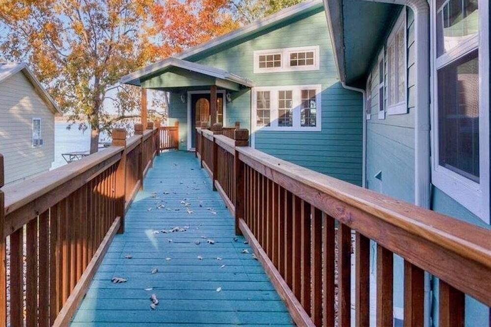 Photo of Patio Balcony in Onalaska