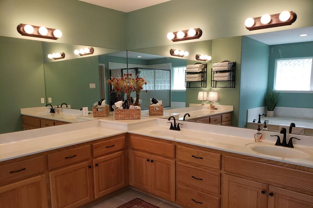 Photo of Bathroom in Onalaska