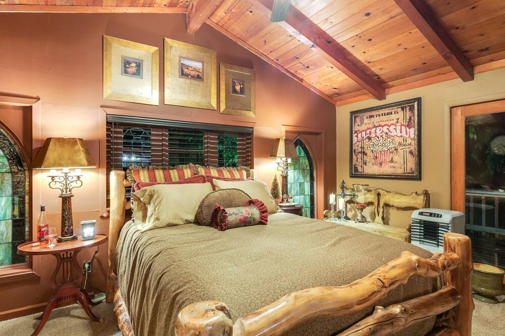 Photo of Bedroom in Loomis