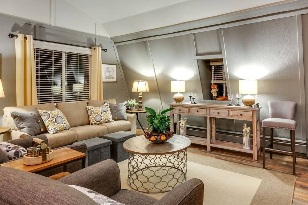 Photo of Bedroom in Loomis