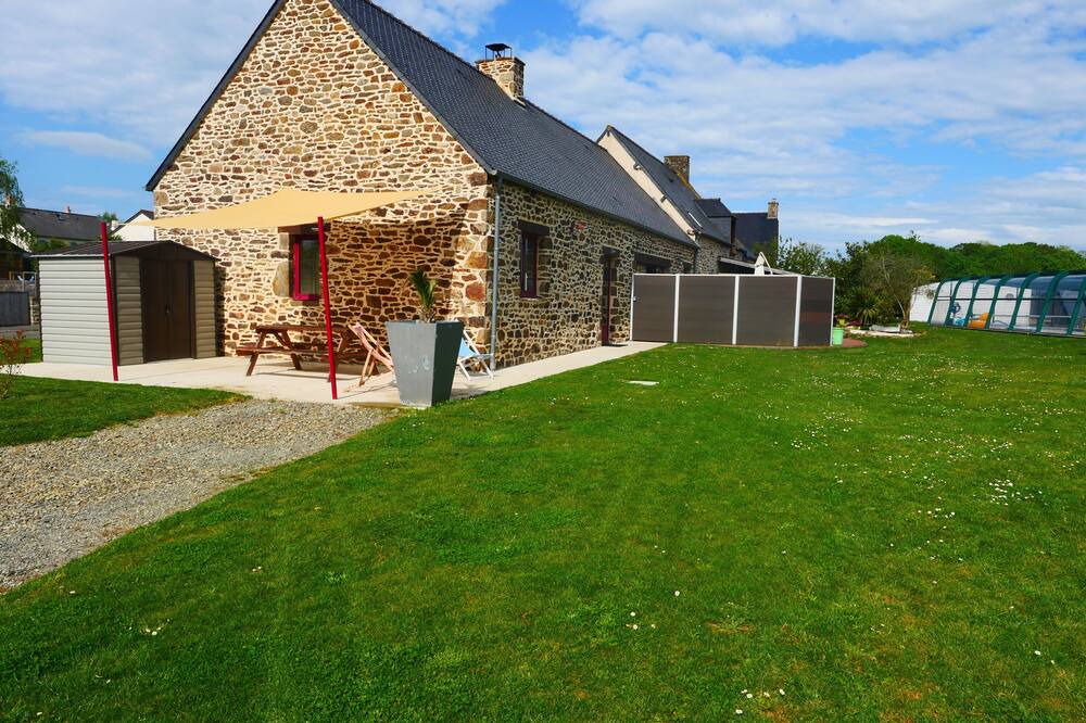 Photo of Outdoor in Saint-Pere