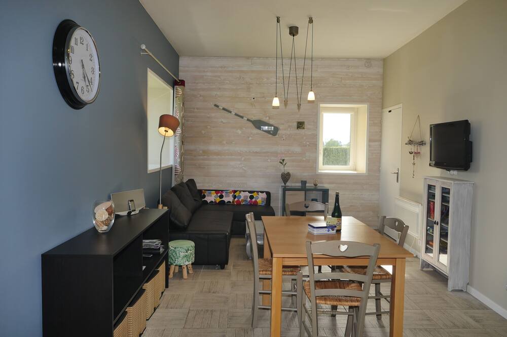 Photo of Livingroom in Saint-Pere