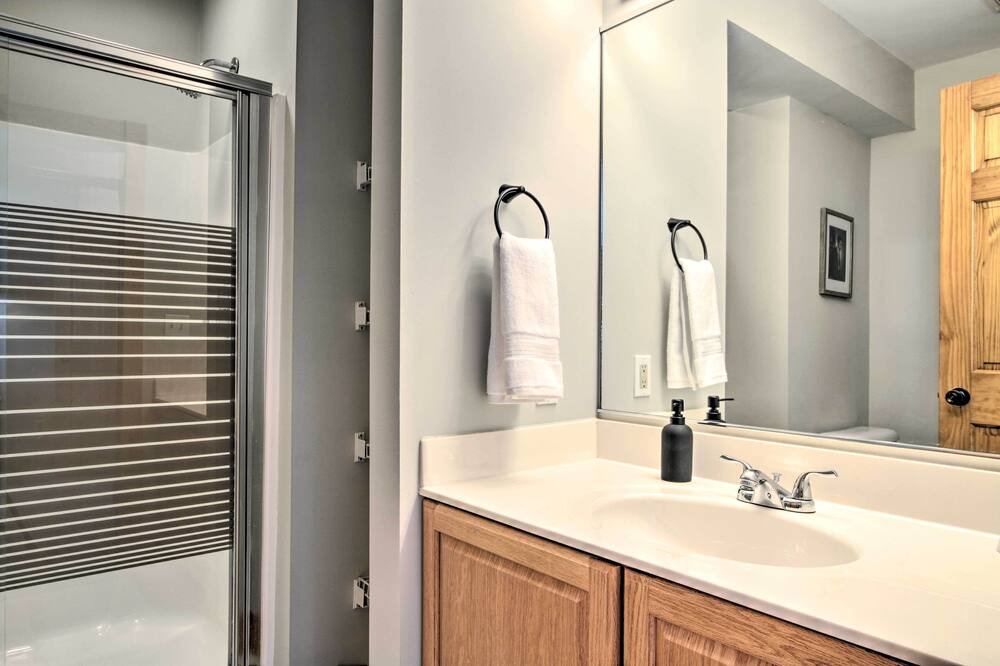 Photo of Bathroom in The Galena Territory