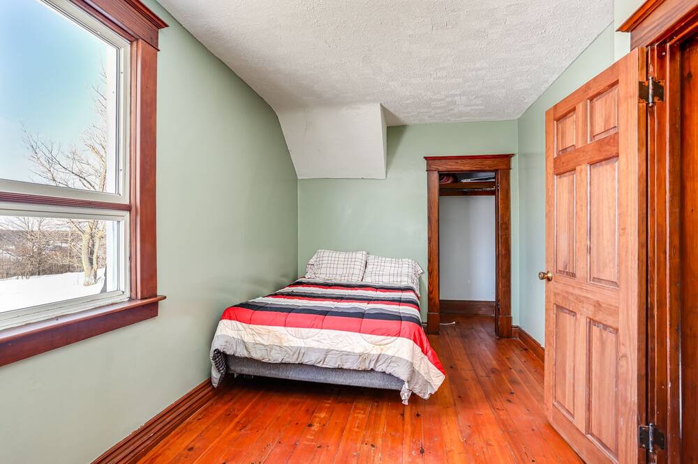 Photo of Bedroom in Grey Highlands