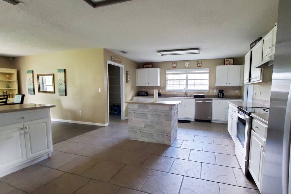 Photo of Kitchen in Deltona Lakes