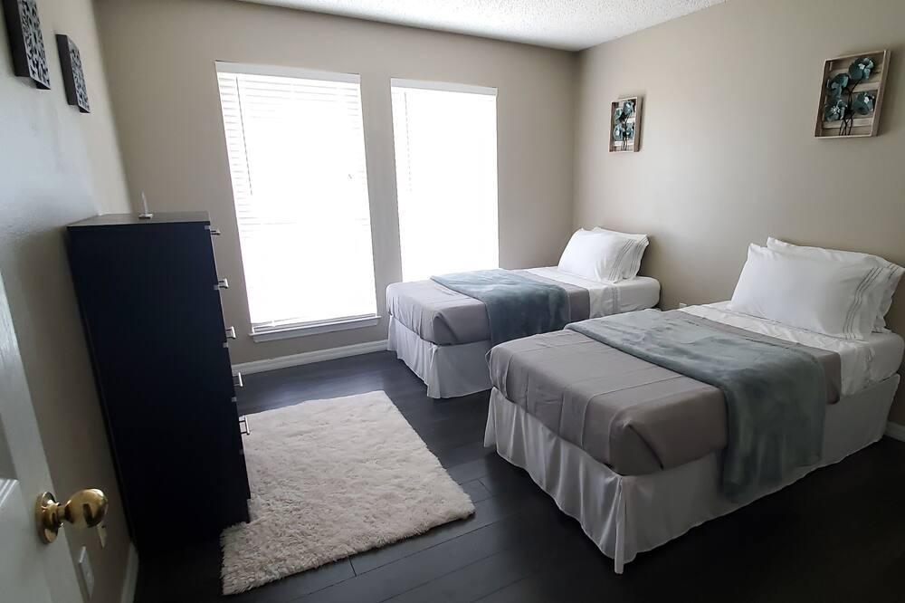 Photo of Bedroom in Deltona Lakes