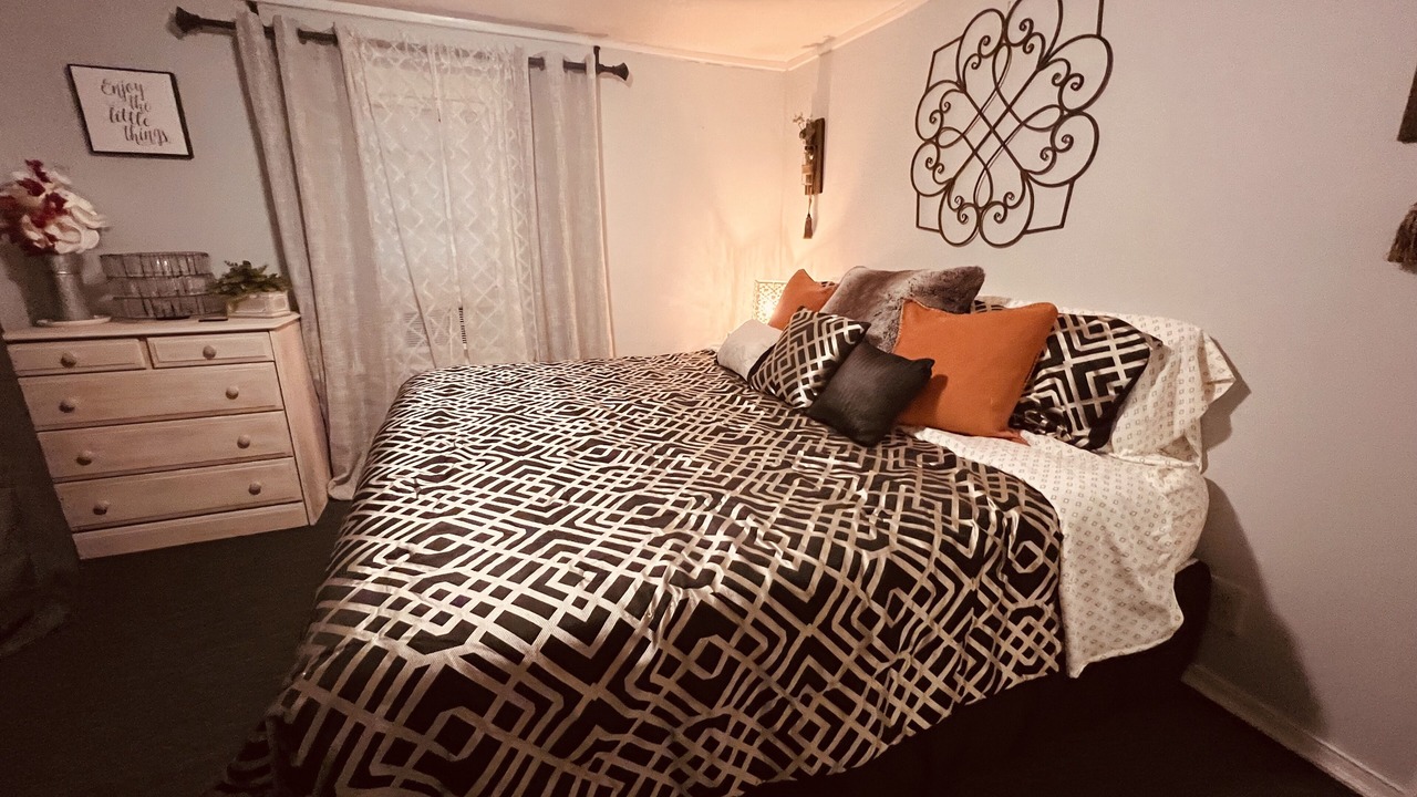 Photo of Others in Middle Grove