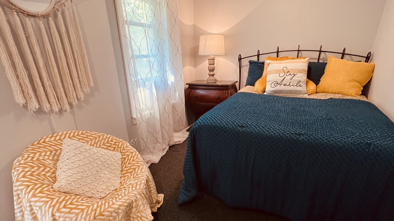 Photo of Others in Middle Grove