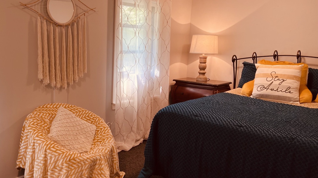 Photo of Others in Middle Grove