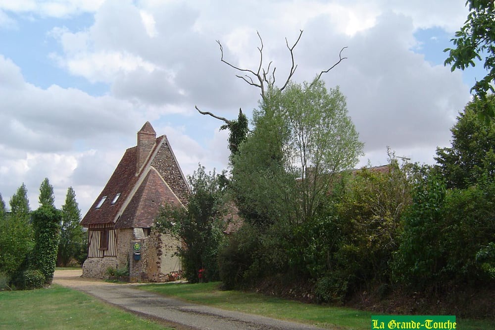 Photo of Outdoor in Unverre