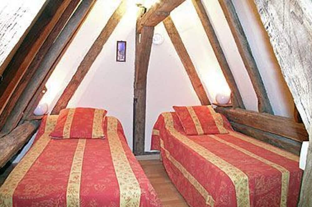 Photo of Bedroom in Unverre