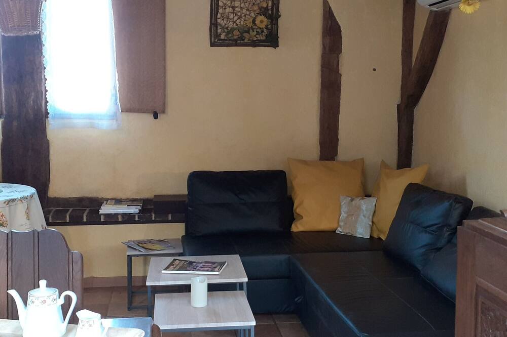 Photo of Livingroom in Unverre