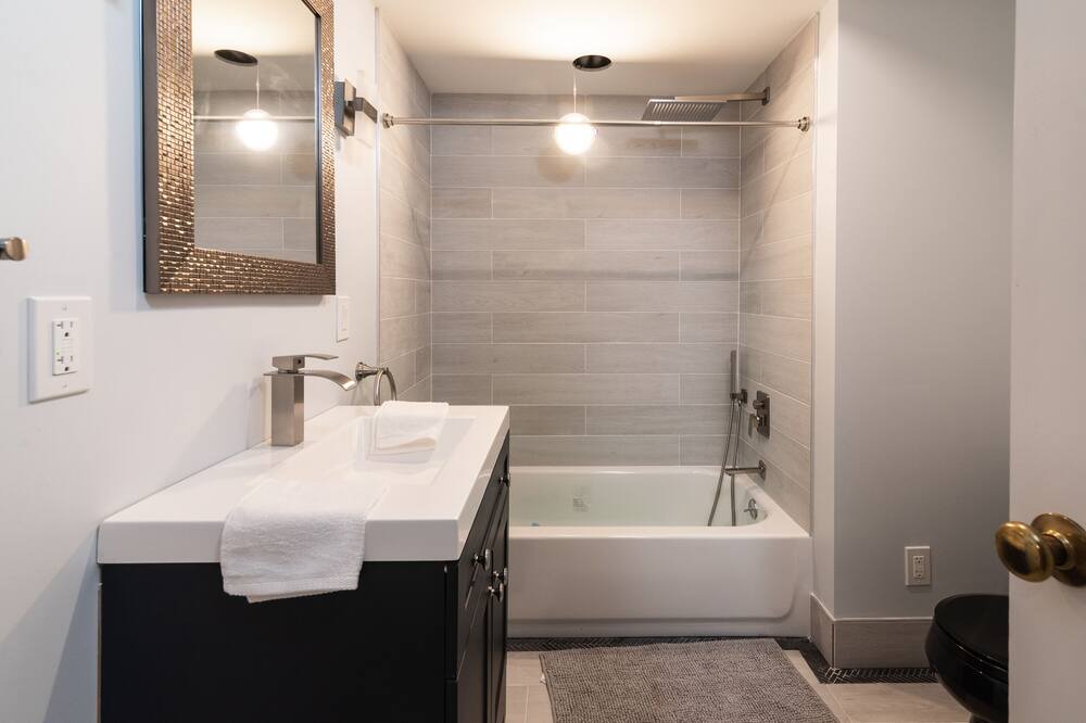 Photo of Bathroom in Washington