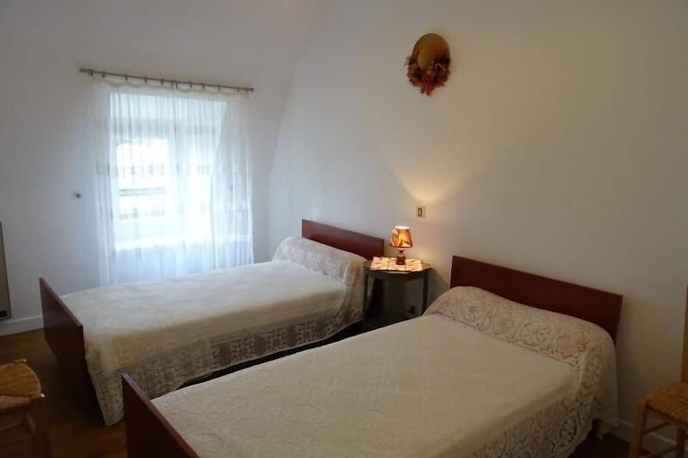 Photo of Bedroom in Campuac