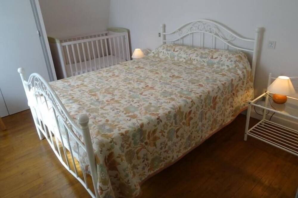 Photo of Bedroom in Campuac