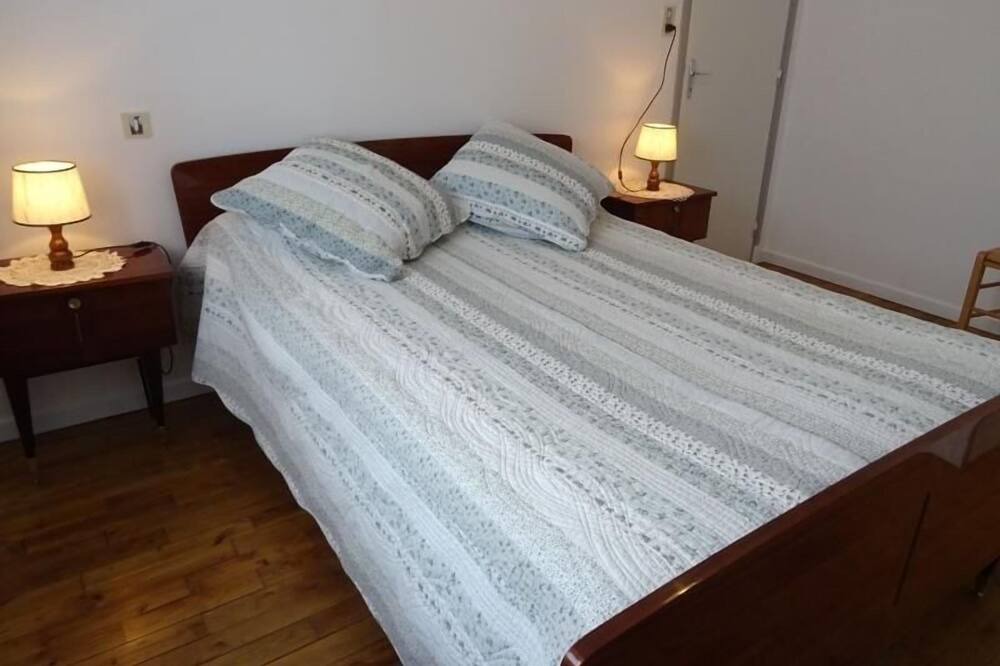 Photo of Bedroom in Campuac